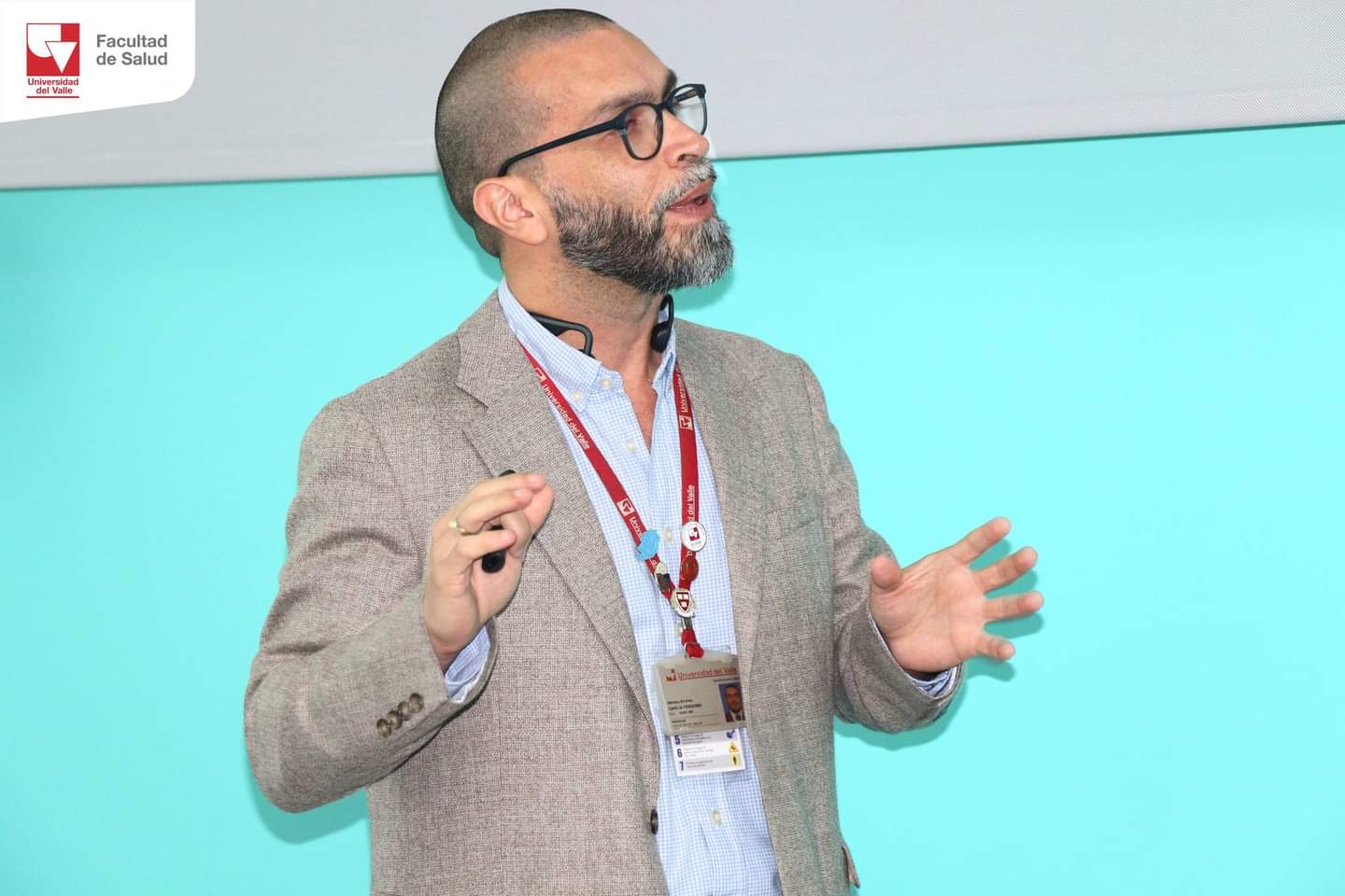Dr. Herney García